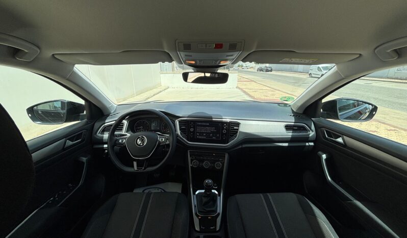 
								VOLKSWAGEN T-ROC 1.0 TSI 110CV 2021 full									