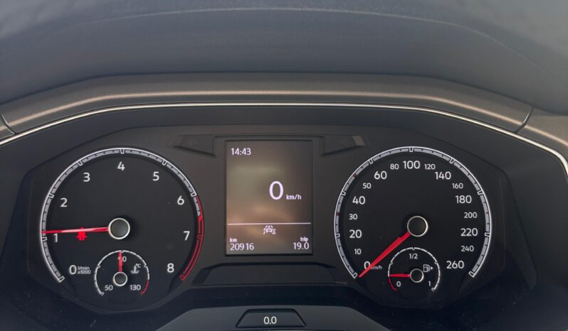 
								VOLKSWAGEN T-ROC 1.0 TSI 110CV 2021 full									