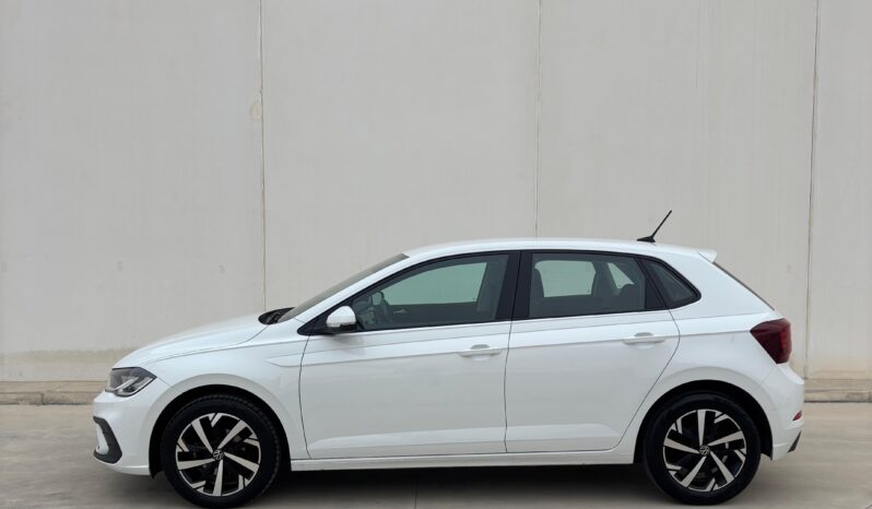 
								VW POLO 1.0 TSI 95CV 2022 full									