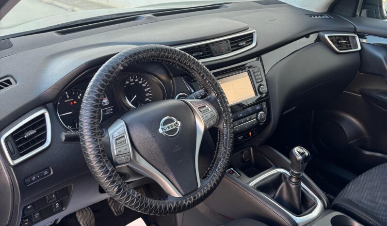 
								NISSAN QASHQAI 2016 full									