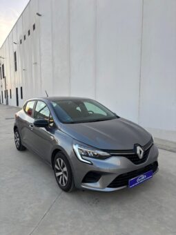 
										RENAULT CLIO EQUILIBRE 2023 full									