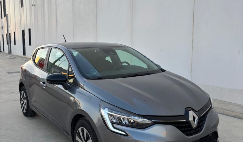 
								RENAULT CLIO EQUILIBRE 2023 full									