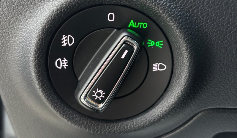 
								SKODA KAMIQ 1.5 TSI 150CV 2022 full									