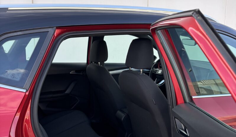 
								SEAT ARONA 1.0 TSI 110CV FR 2023 full									