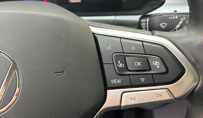 
								VW TROC 1.0 TSI 110CV DARK 2023 full									